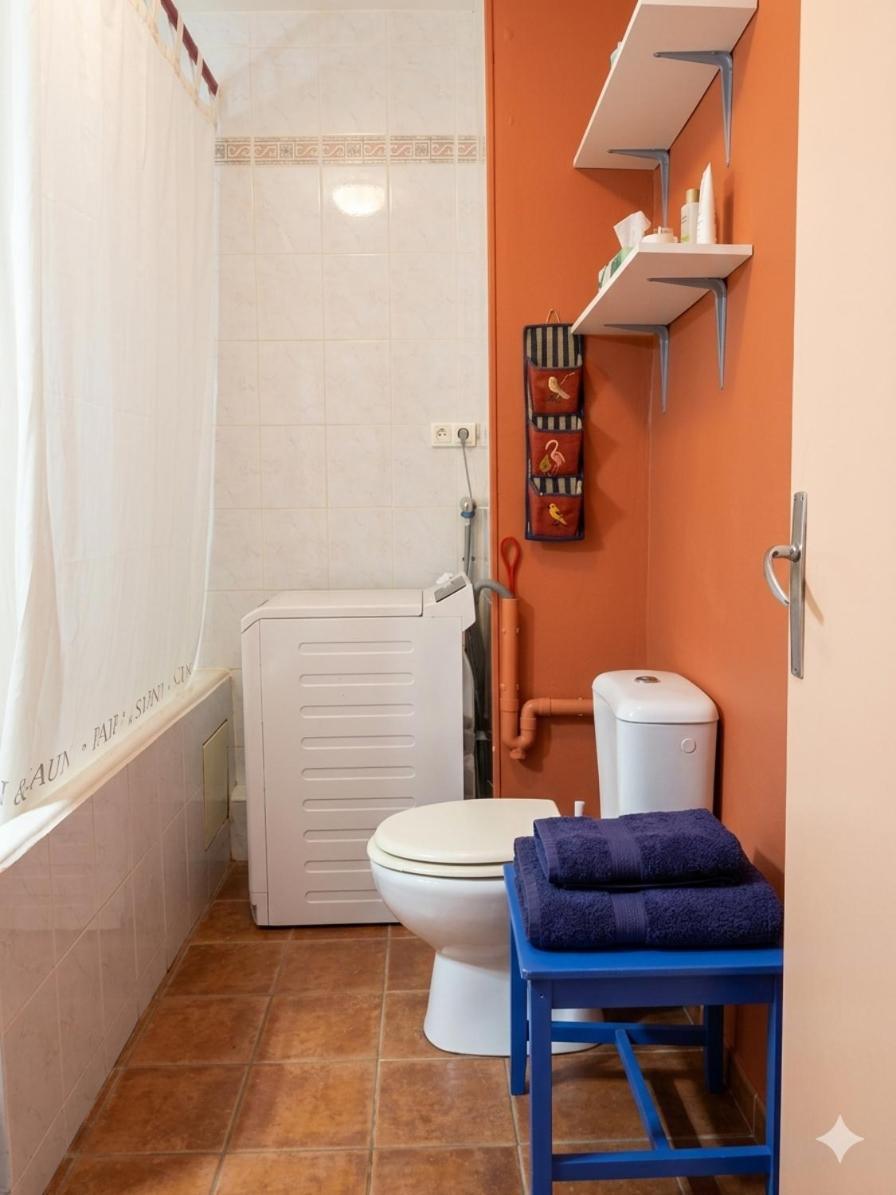 Esprit Vintage Avec Piscine, Proche Du Métro Appartamento *